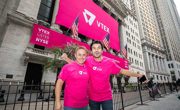 Mariano Gomide de Faria, co-CEO de VTEX; y Geraldo Thomaz, co-CEO de VTEX, el NYSE para su debut como empresa pública